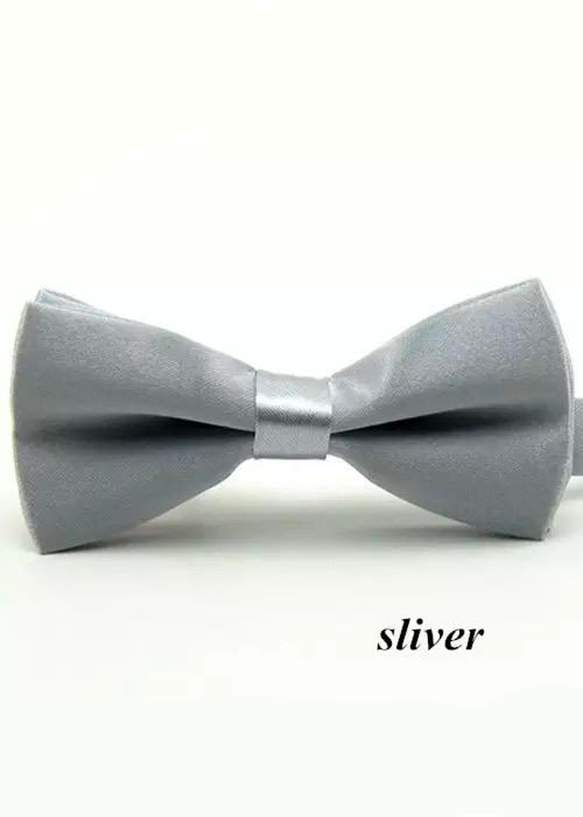 Boys bow tie with Kids Chic branding, designed for a fashionable statement